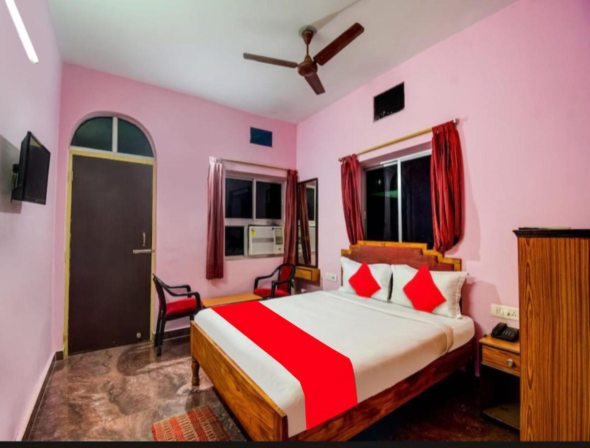 Hotel Planet9 Puri Official Exterior foto